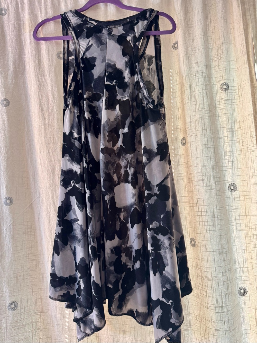 Sleeveless Black & Grayish Purple Floral Swing Dress - Sweet Juliee - Picture 3 of 3